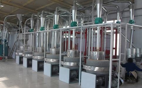 河北邯鄲館陶12組石磨面粉機(jī)組客戶安裝現(xiàn)場(chǎng)